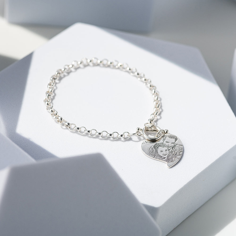 Charming Photo-Engraved Heart Bracelet Jewelry Treasures