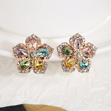 Luxury Rhinestones Earrings Elegant Crystal Flower Stud Earrings