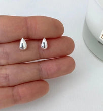 1 Pair 925 Sterling Silver Water Droplets Ear Studs